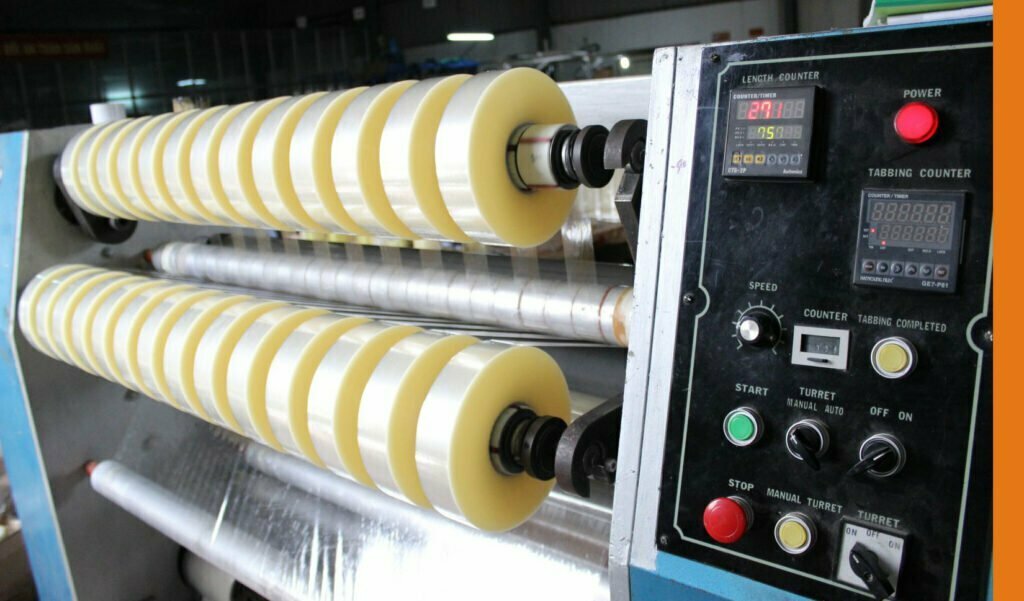 Giai đoạn cắt băng keo trong