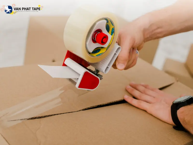 Băng keo trong opp giá rẻ đóng gói thủ công